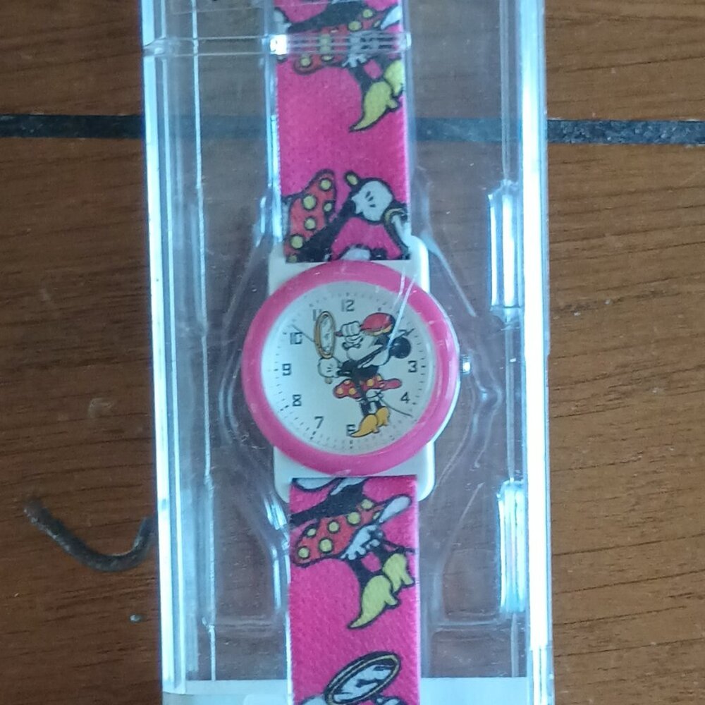 NEW Disney TimeWorks Minnie Mouse Watch